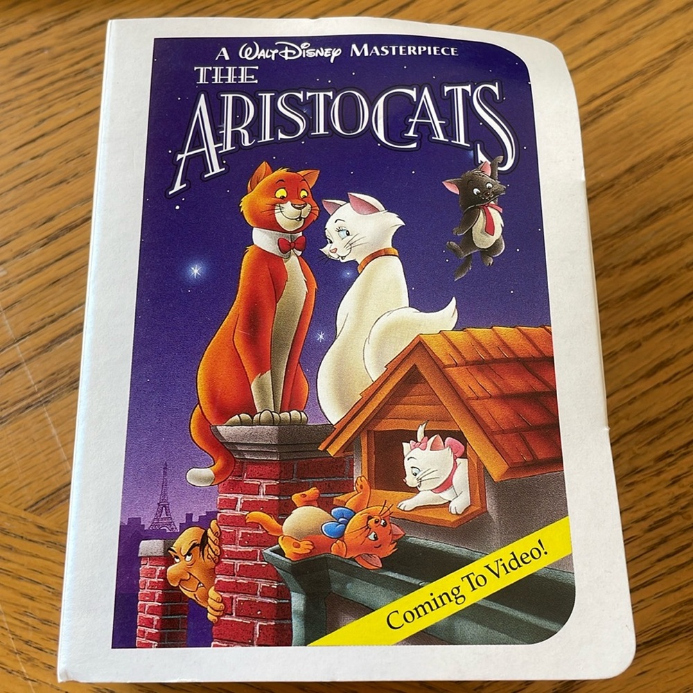 Walt Disney The Aristocats Masterpiece Collection 1995 McDonalds Happy Meal Toy